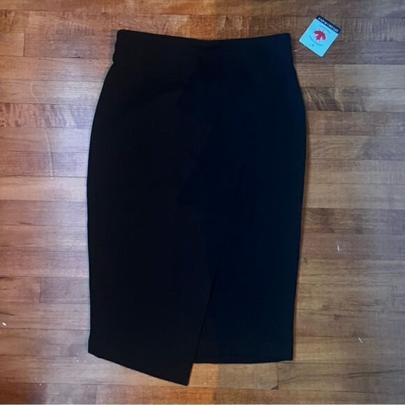 Black NEW skirt size XS - Picture 1 of 4